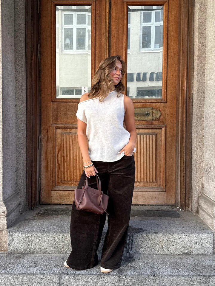 BUKSUR | CORDUROY brown