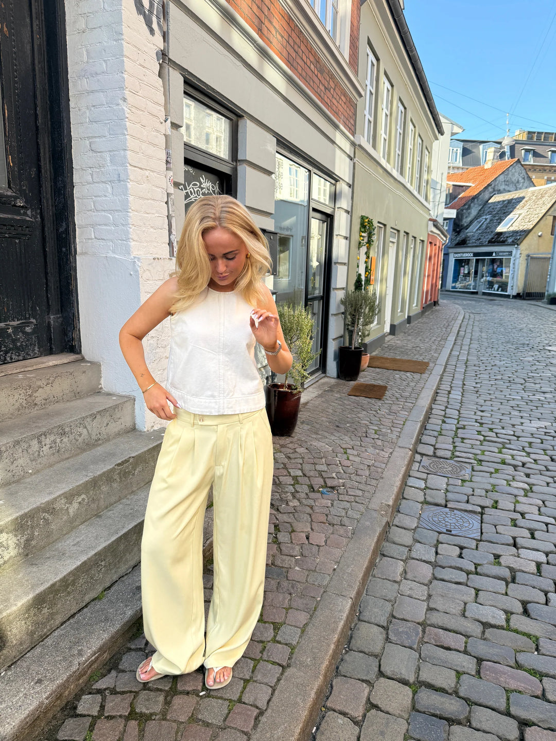 BUKSUR | NORA butter yellow