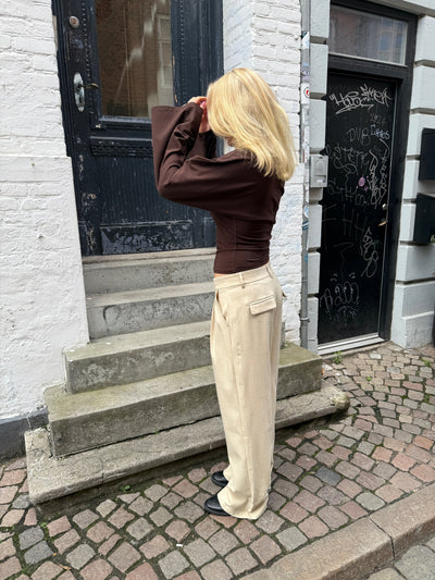 KLARA TOP LS | WAISTED brown