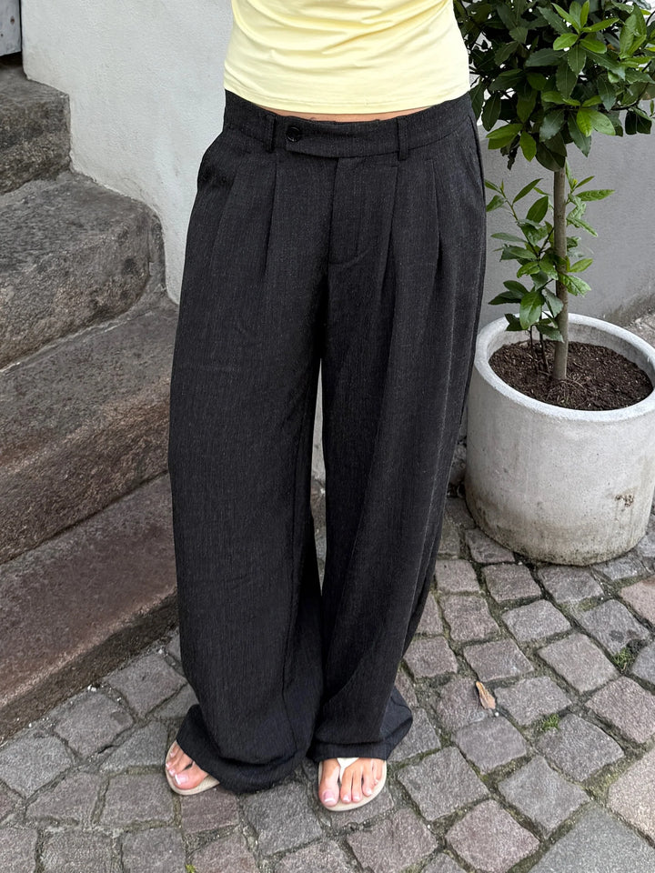 BUKSUR | NORA svart melange