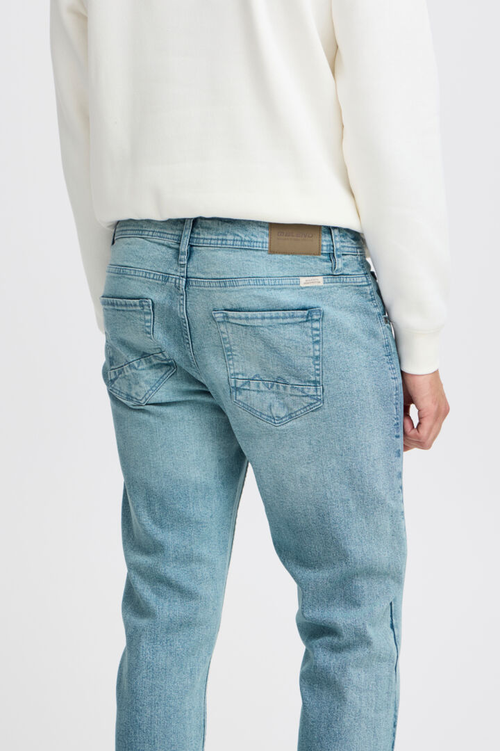 JEANS | TWISTER light