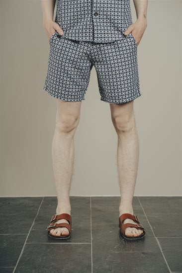 SHORTS | TULIO