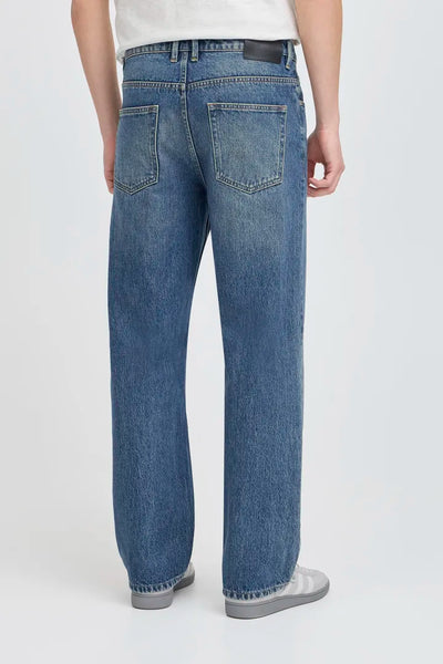 JEANS | HALLUND