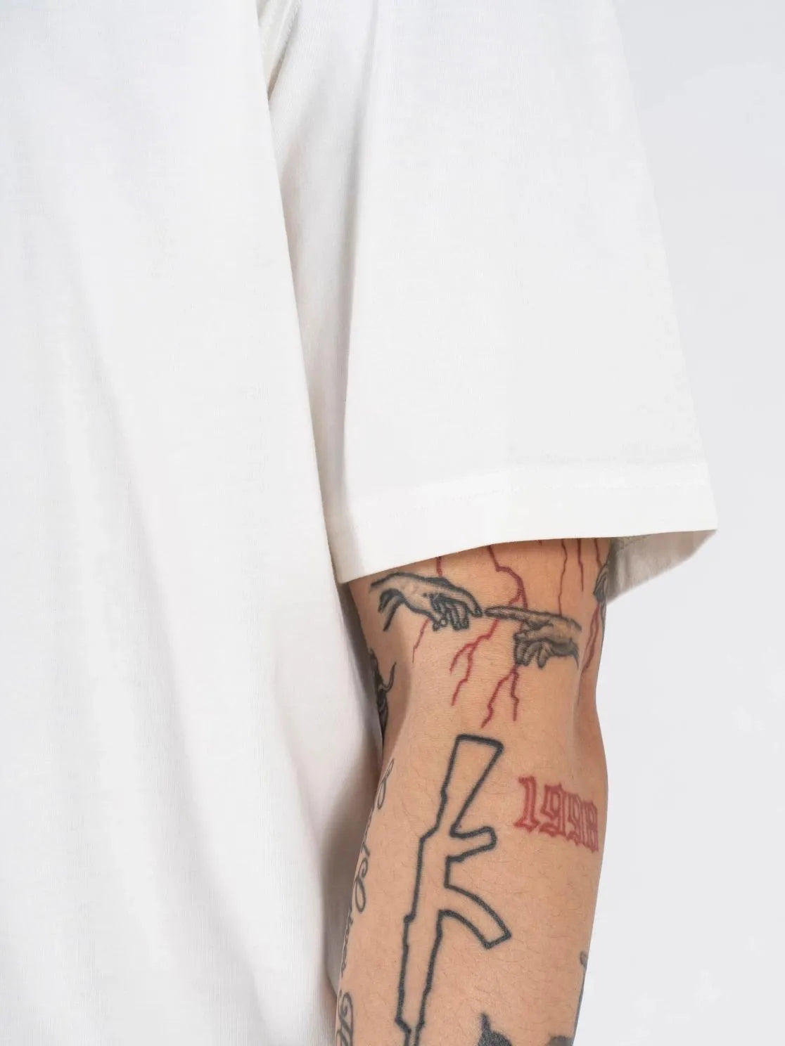 T-SHIRT | JOSS hvítt