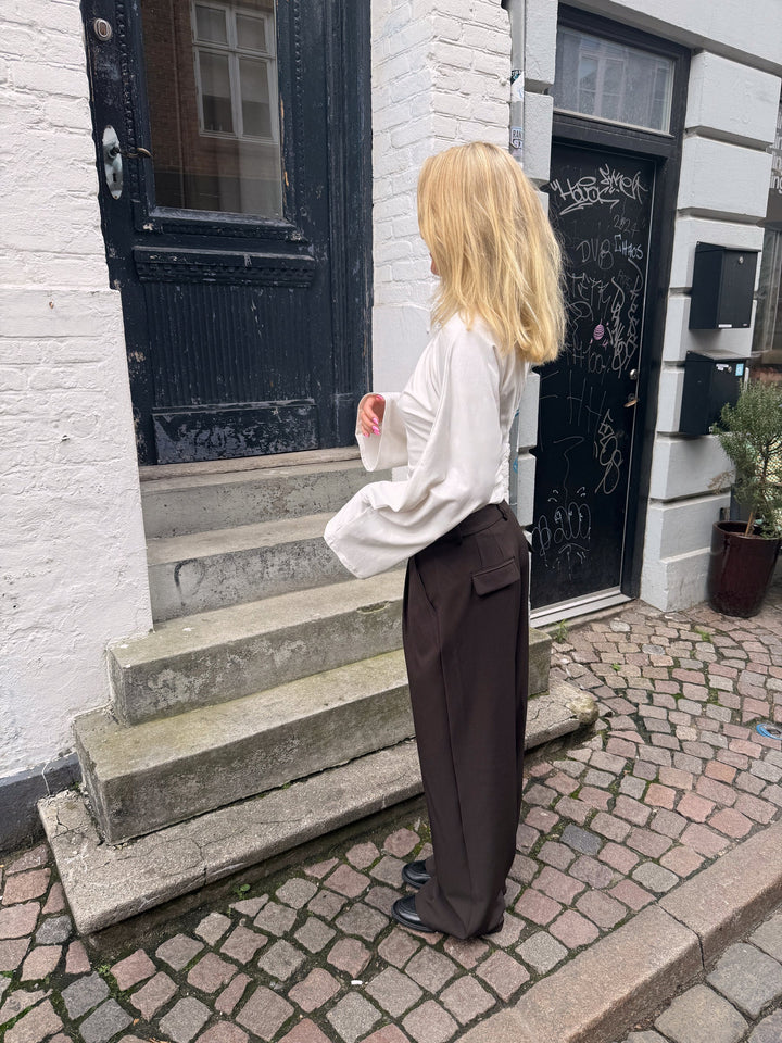 KLARA TOP LS | WAISTED hvítt