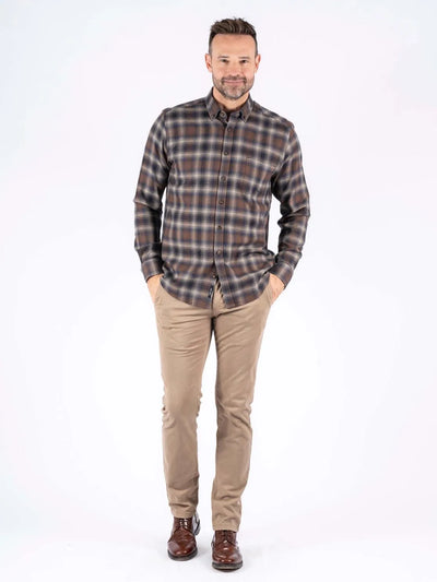 SKJÚRTA | MONDO brown