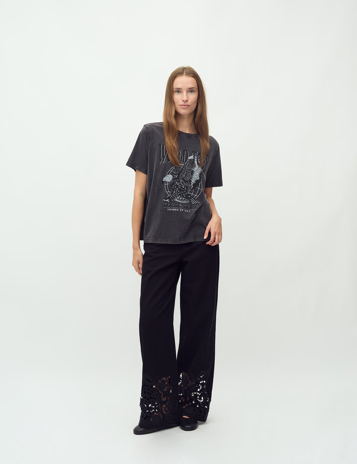 T-SHIRT | WORLD svart
