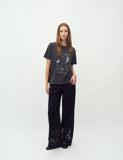 T-SHIRT | WORLD