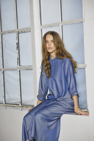 NIÐURDEILUR | ANNIE