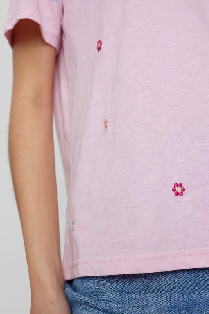 T-SHIRT | PILAR