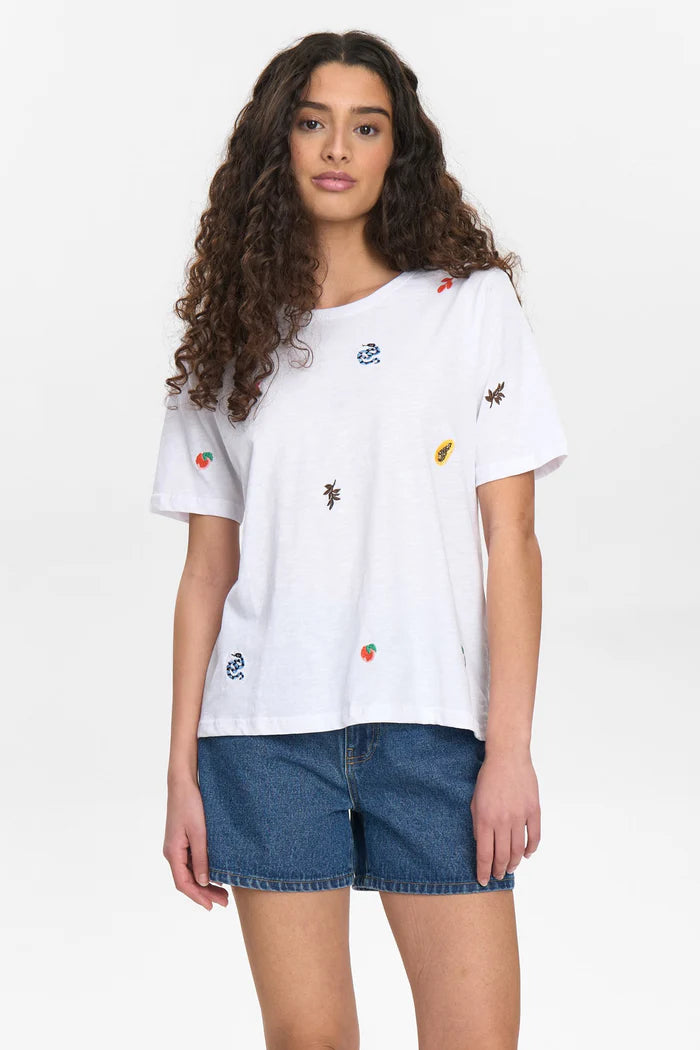 T-SHIRT | ZOEY hvít