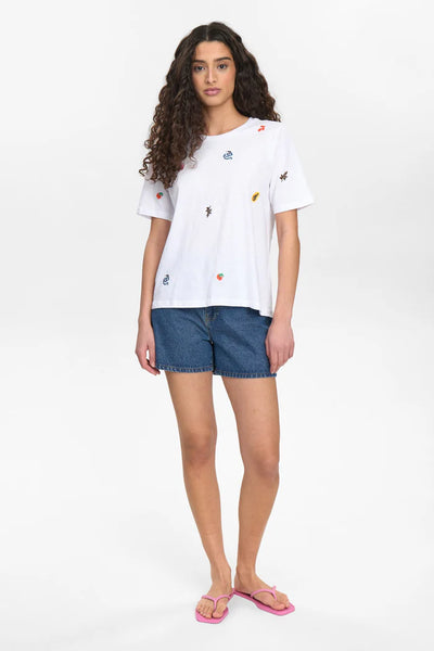 T-SHIRT | ZOEY hvít