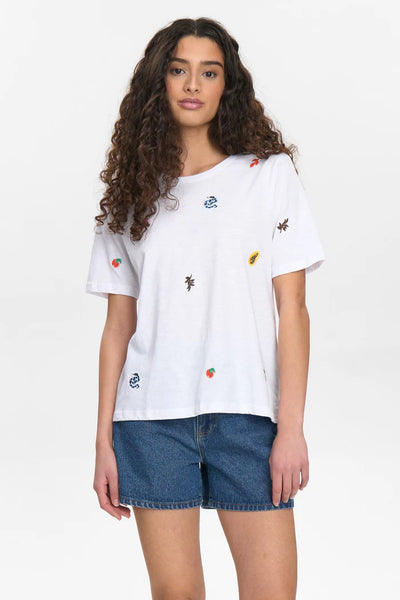 T-SHIRT | ZOEY hvít