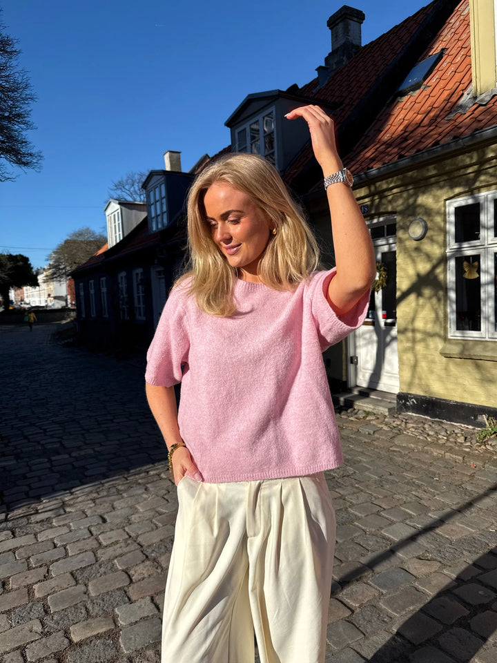 TROYGGJA | FRIDA SS pink (Copy)