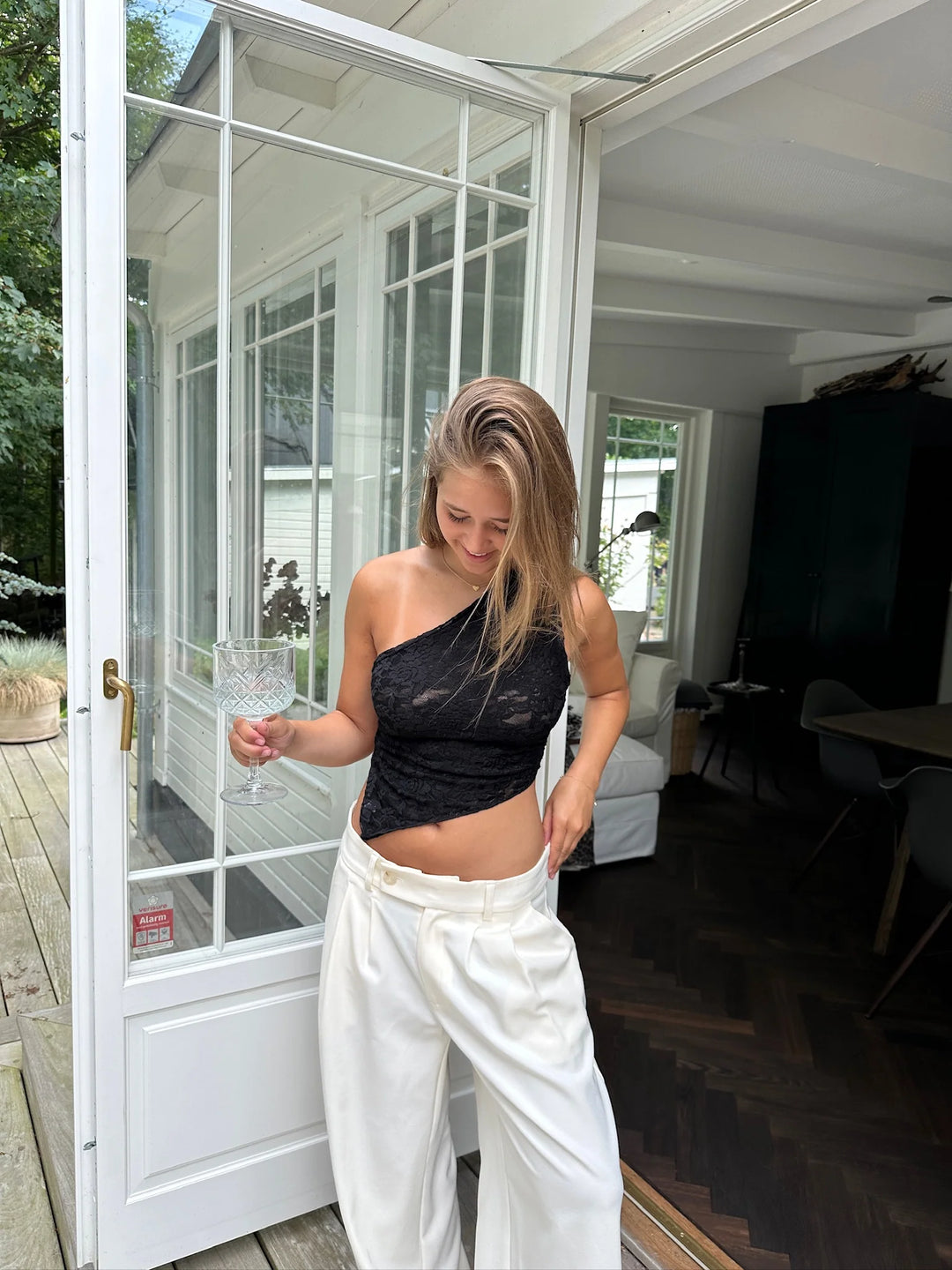 TOPPUR | LINA svart