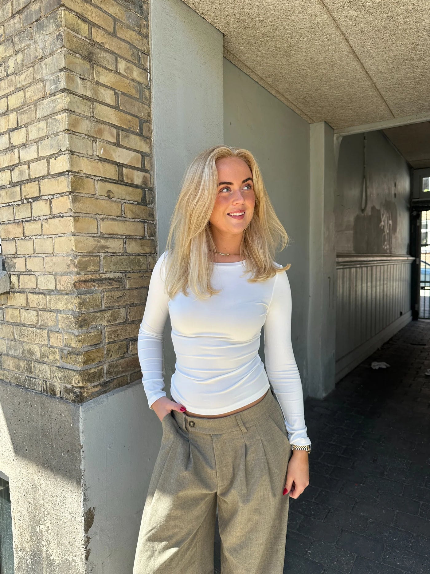 TEE | SOFIE hvítt