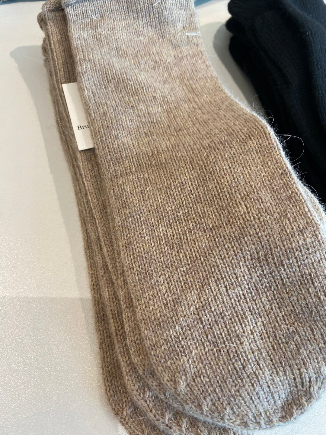 VØTTIR | ODETTE