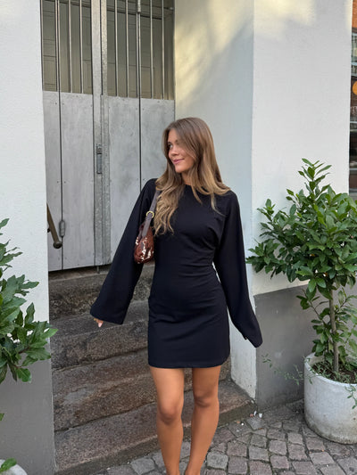 KJÓLI | KLARA LS WAISTED svart