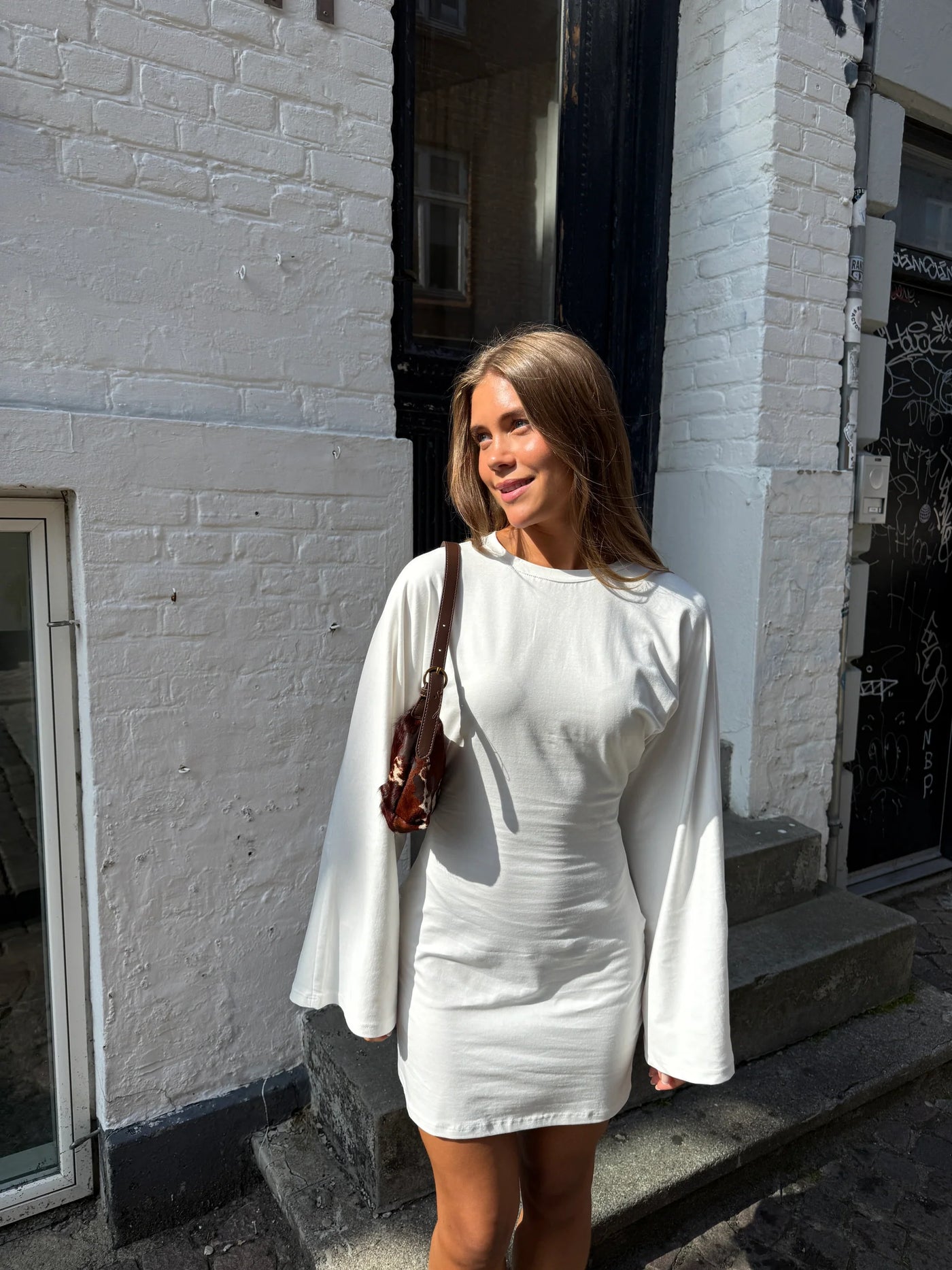 KJÓLI | KLARA LS WAISTED hvítt