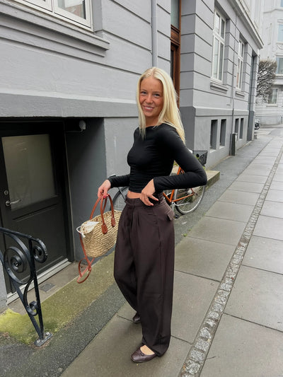 TOPPUR | MARTA BOATNECK black