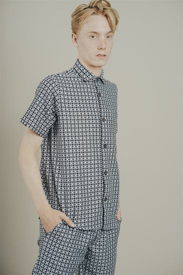 SHORTS | TULIO