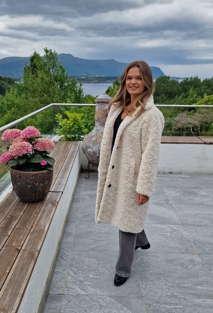 JAKKI | FAKE FUR beige