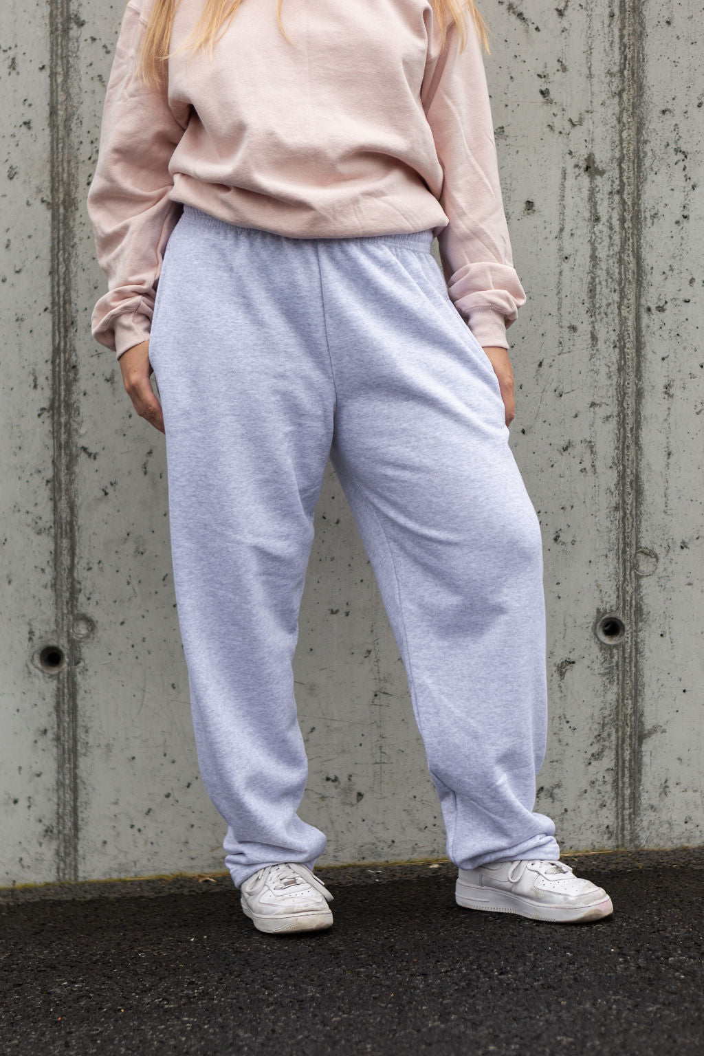 SWEATPANTS | FRUITgrey