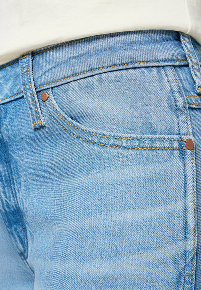 JEANS | WORLD WIDE BETTY