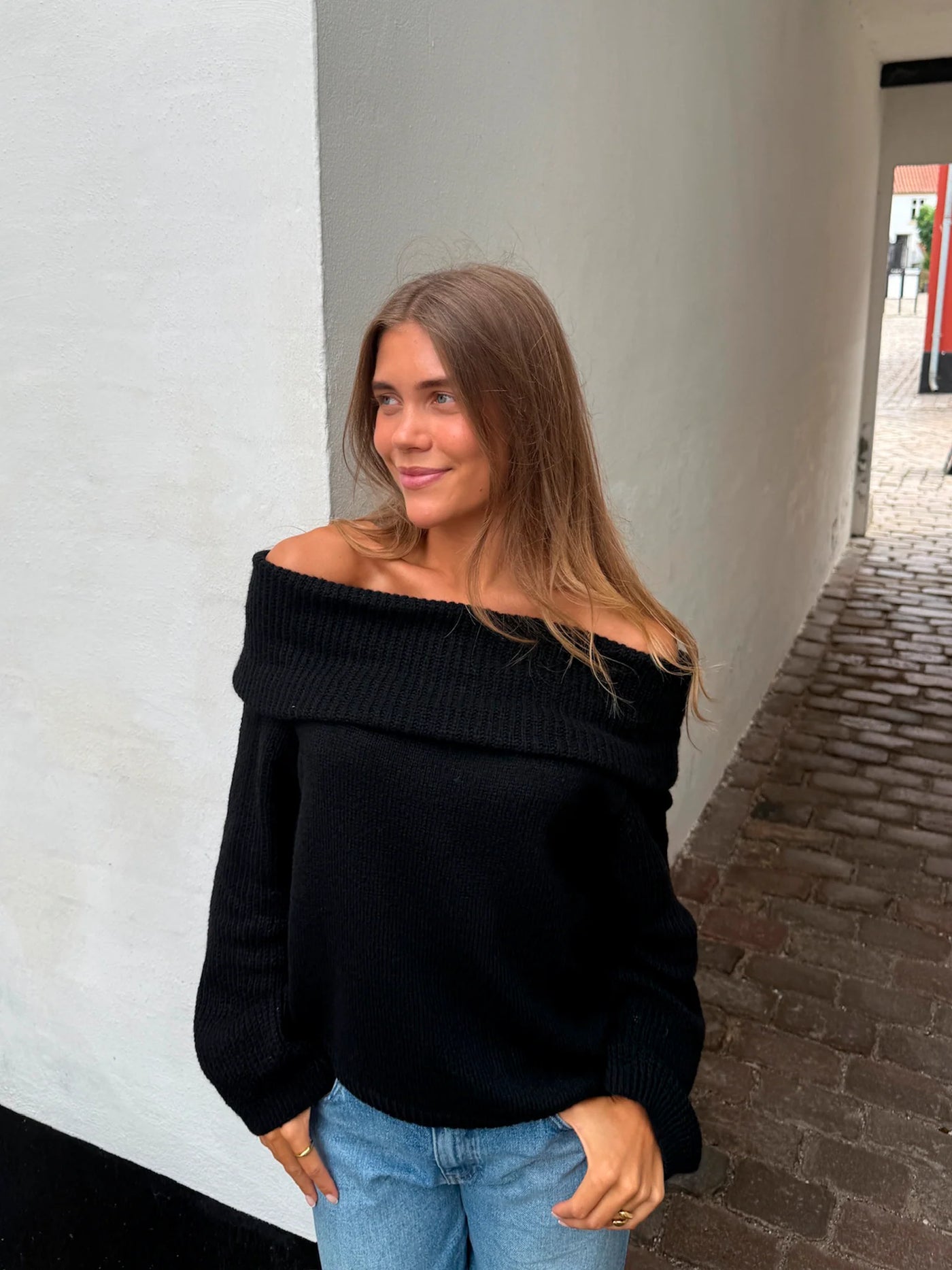TROYGGJA | SALLY svart