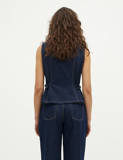 VESTUR | FALUCCA