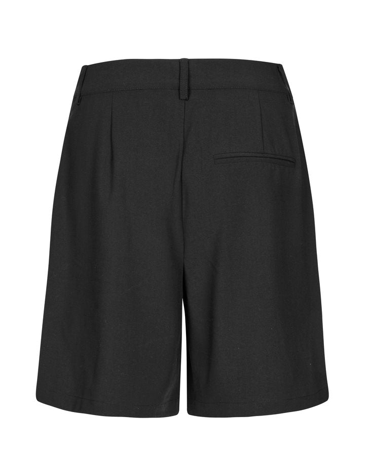 SHORTS | GURI