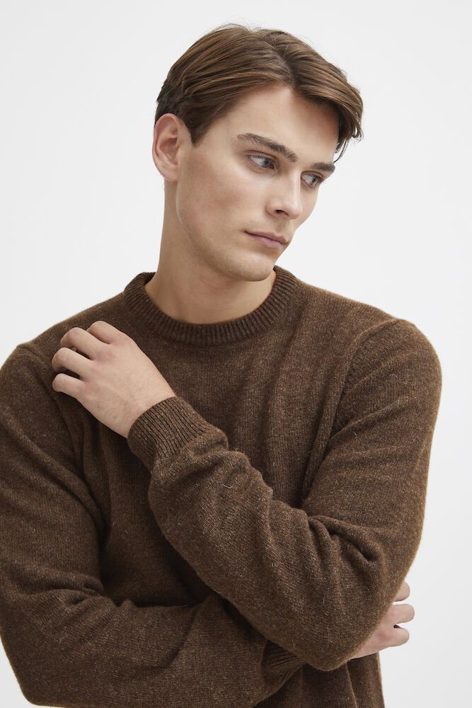 TROYGGJA | KARL morreytt