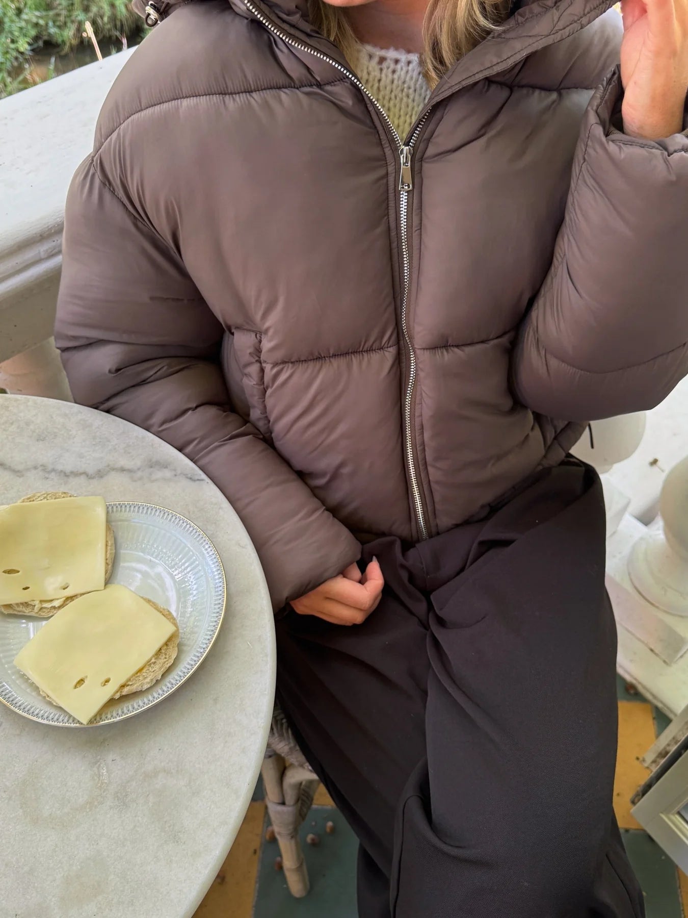 JAKKI | JOSEFINE PUFFER