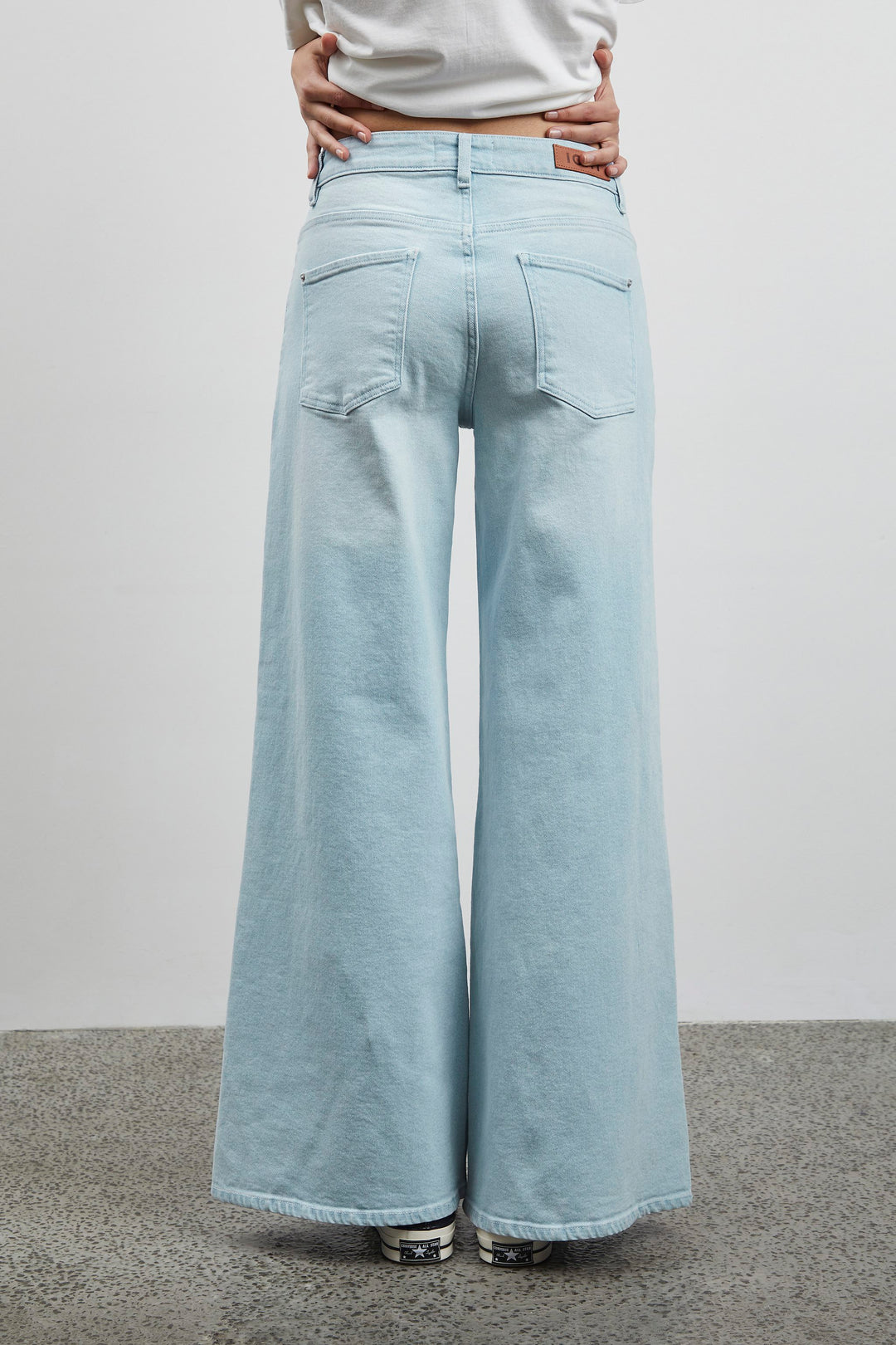 JEANS | IHCARLEY