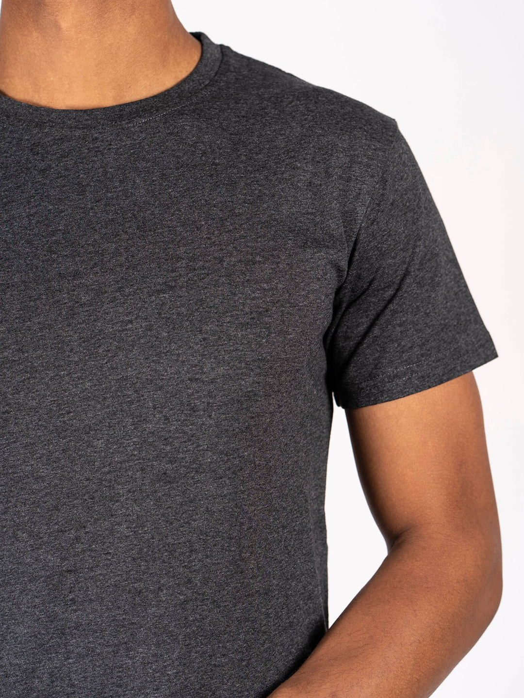 T-SHIRT | JADEN myrkagrátt