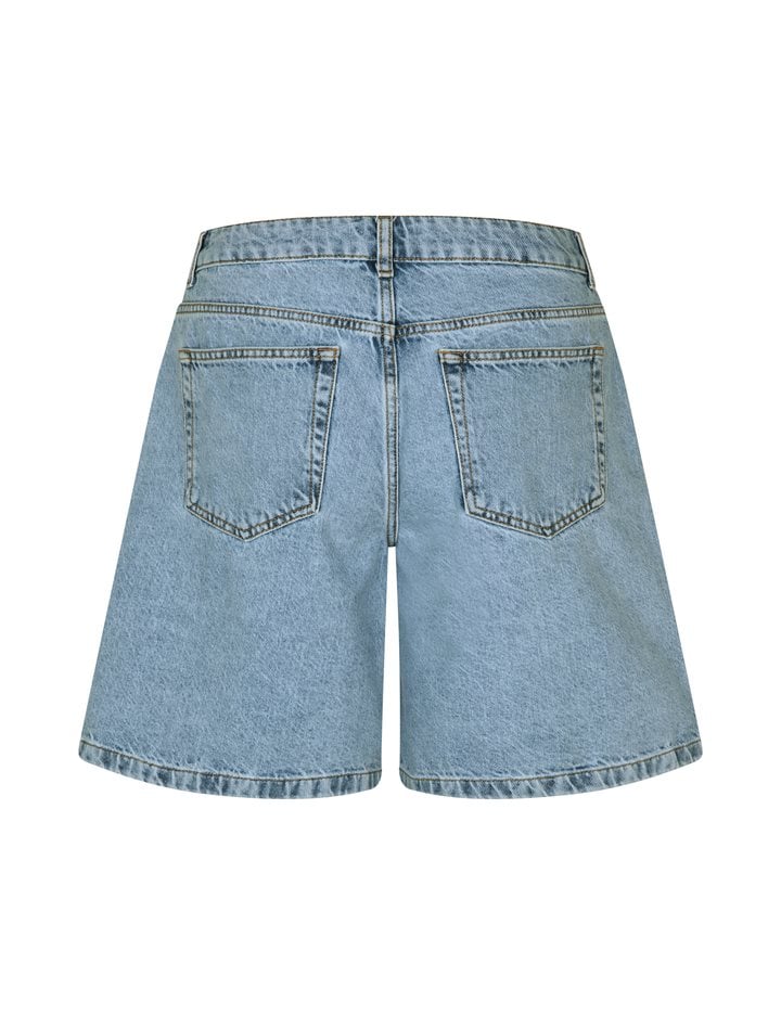 SHORTS | SANIRA
