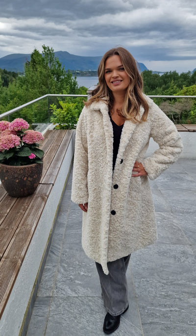 JAKKI | FAKE FUR beige