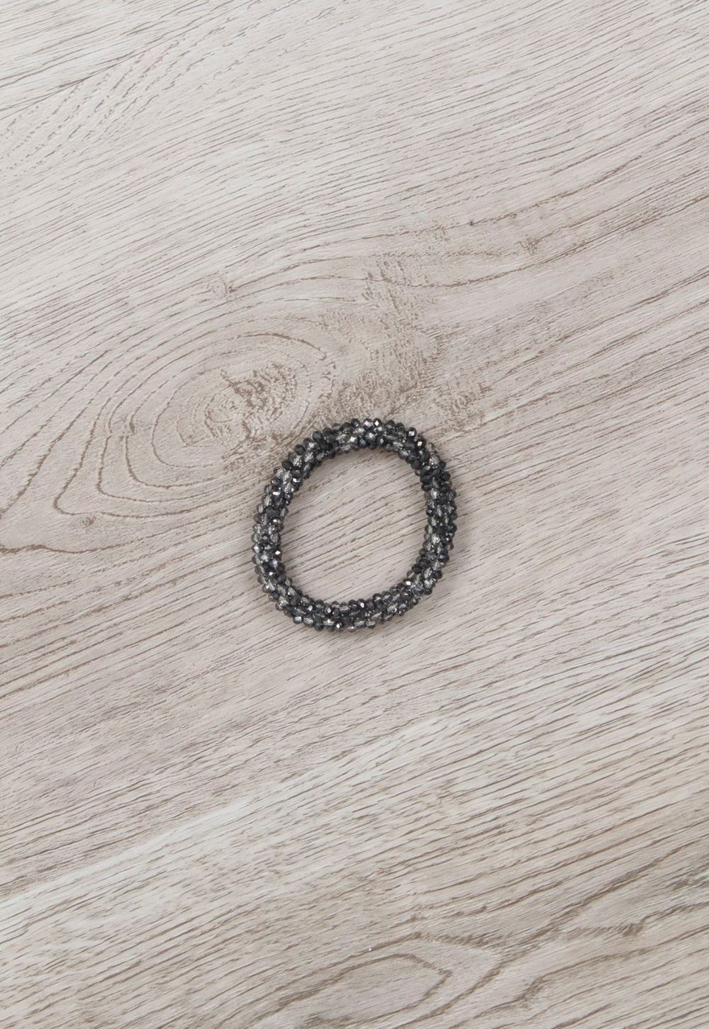 Armband við perlum